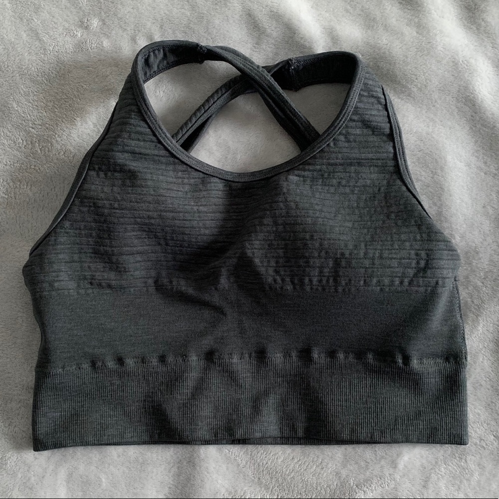 Alphalete Vault Bra